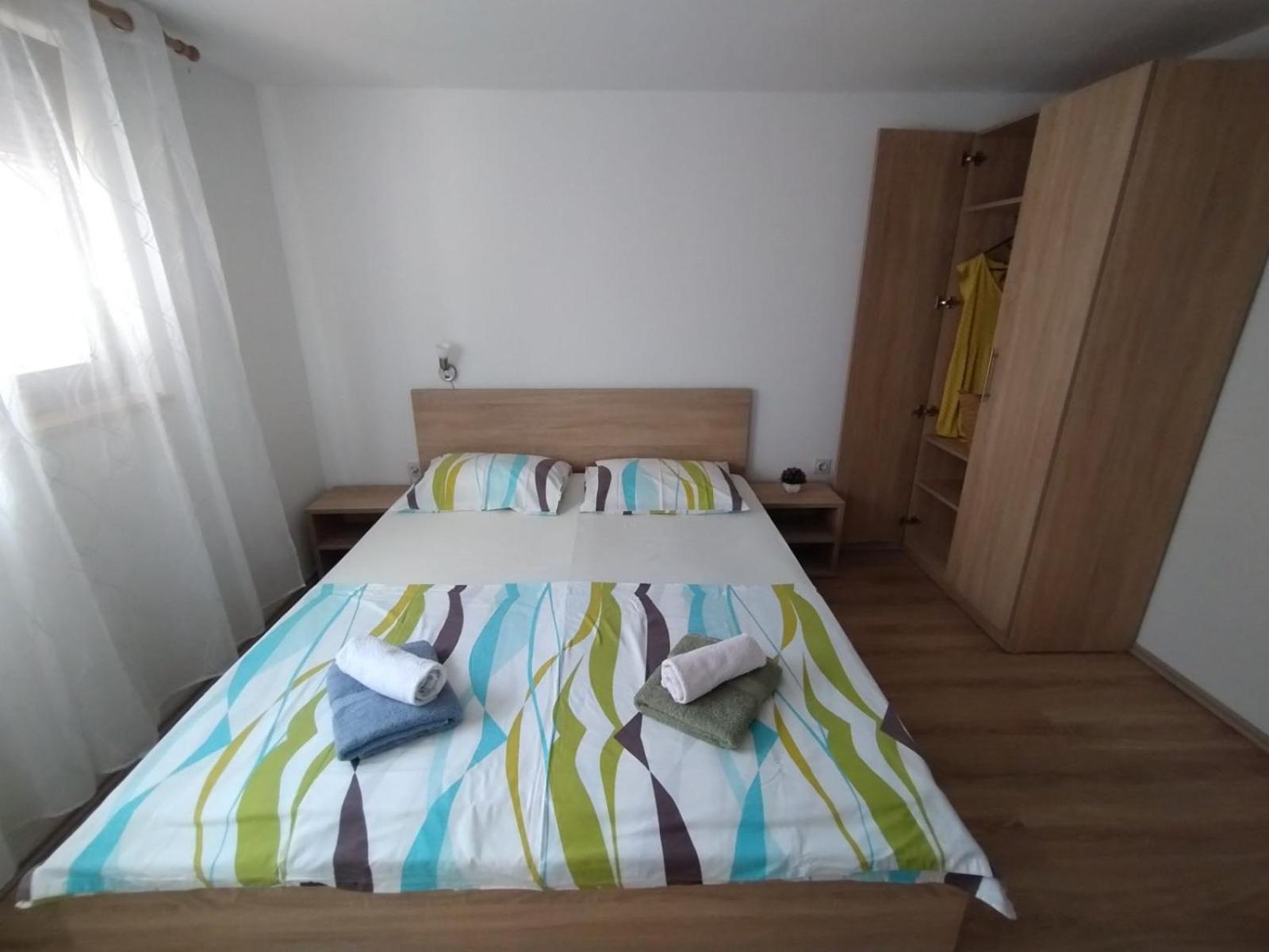 Apartman Tri Palme Gabonjin Exterior photo