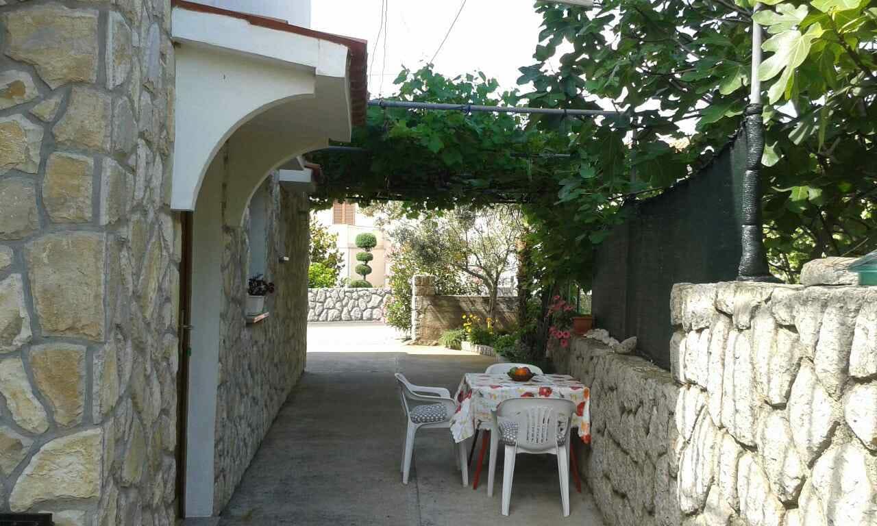 Apartman Tri Palme Gabonjin Exterior photo